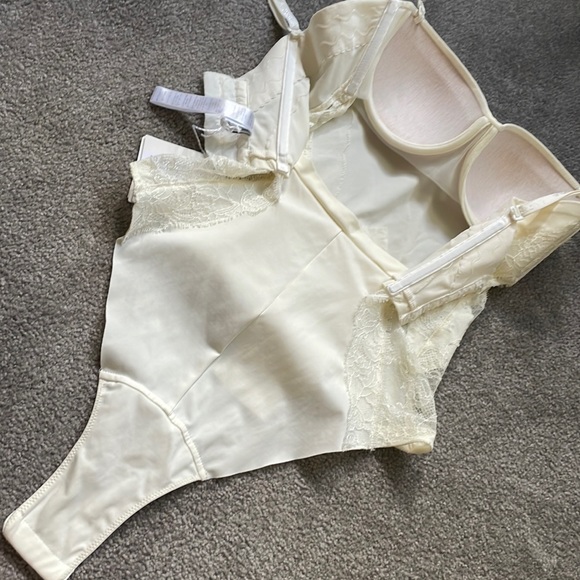 La Perla Shape Allure BodySuit corset 32C white - Picture 4 of 17
